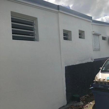 Chambres D'Hote Belcourt 1 Baie-Mahault Exterior foto